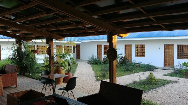Hotel Nungwi House