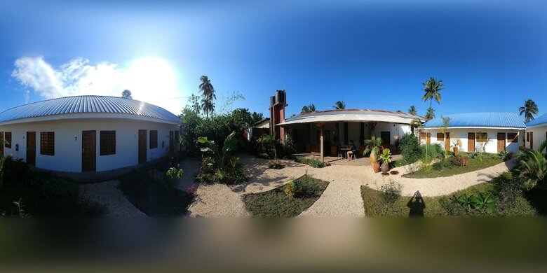 Hotel Nungwi House