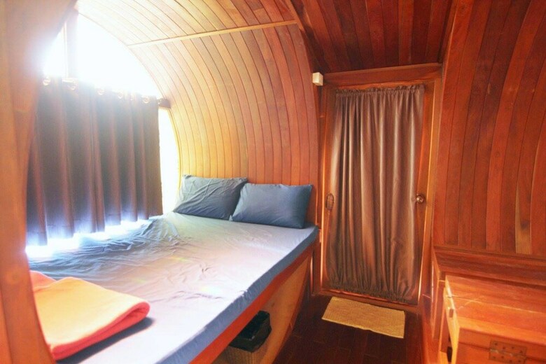 Hotel Ton-aor On The Beach Resort & Restaurant