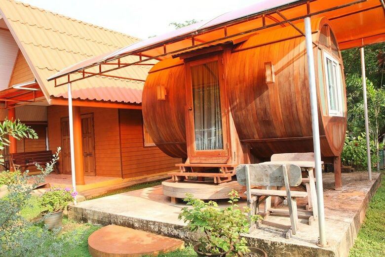 Hotel Ton-aor On The Beach Resort & Restaurant