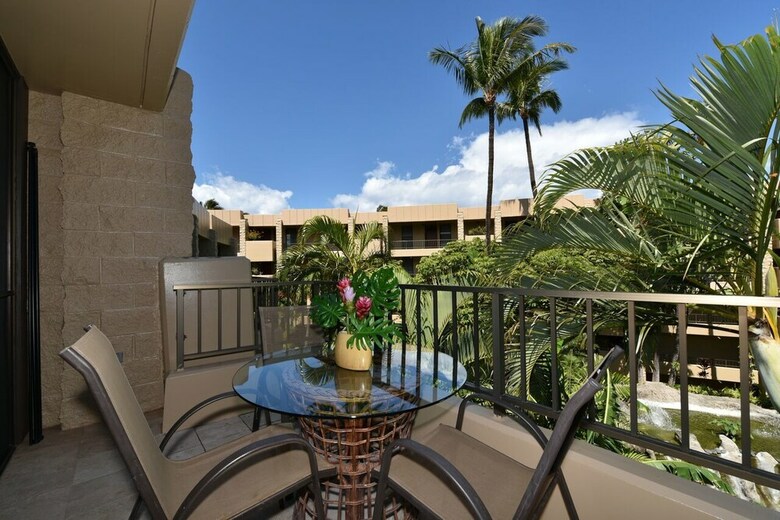 Paki Maui 415 By Redawning