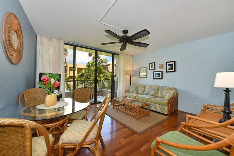 Paki Maui 415 By Redawning