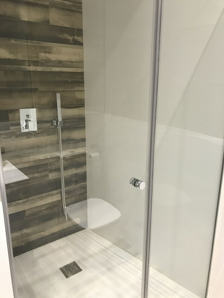 Dobo Homes Gran Via L Apartment