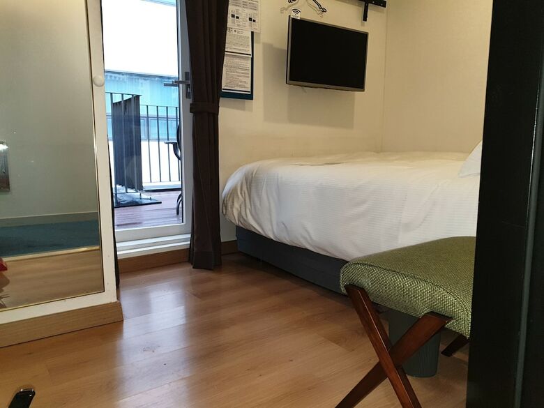 First Stay Hotel Tawny Owl