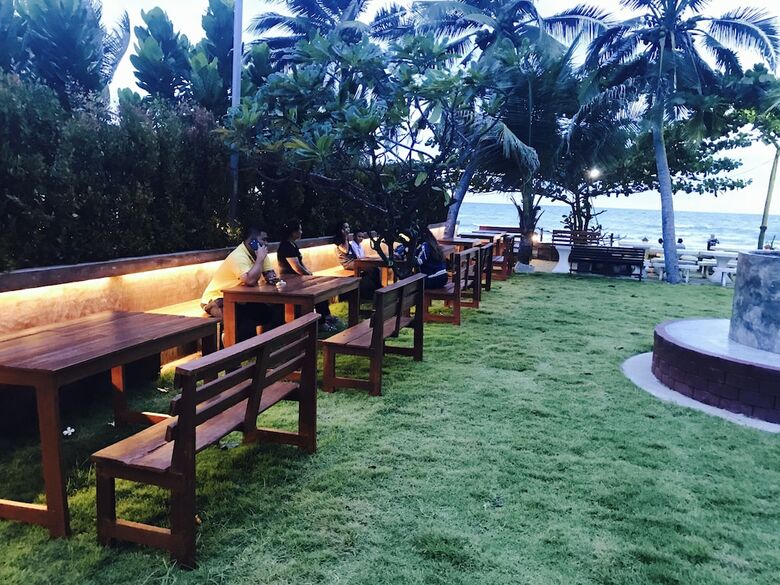 Hotel Fah Talay Resort