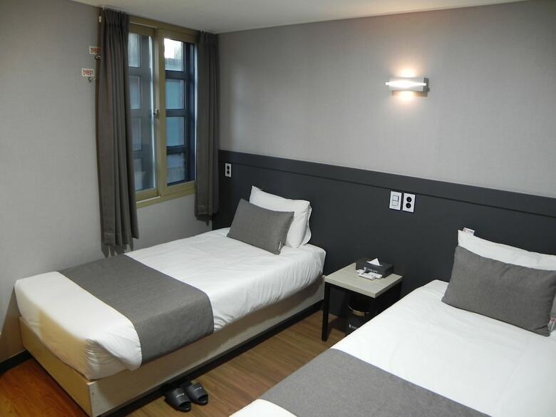 Hotel Ehwa In Myeongdong