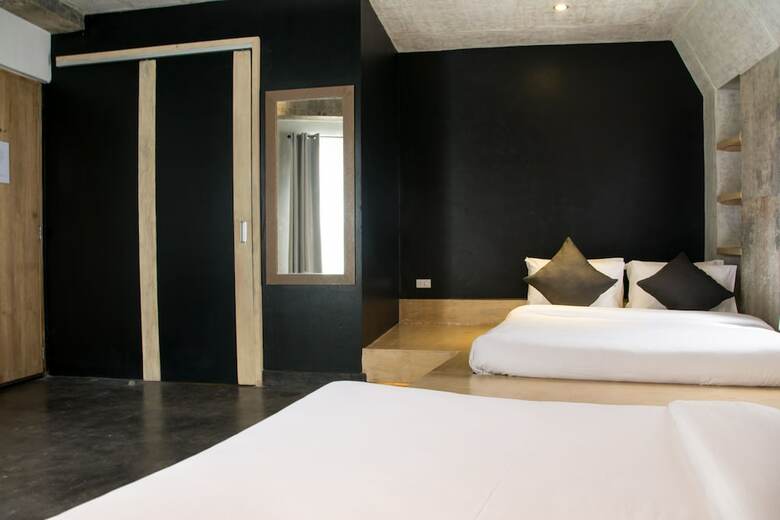 Urban Boutique Hotel