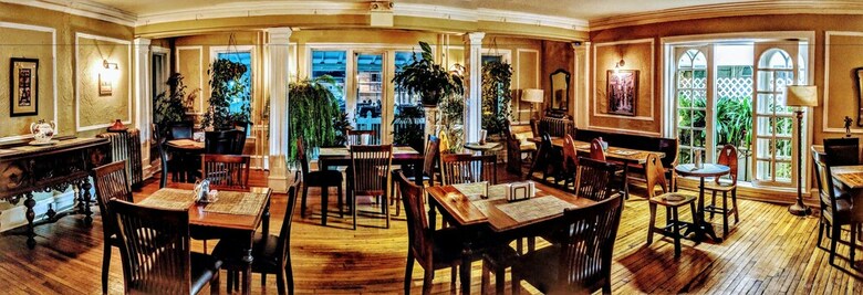 Posada Chelsea Pub & Inn