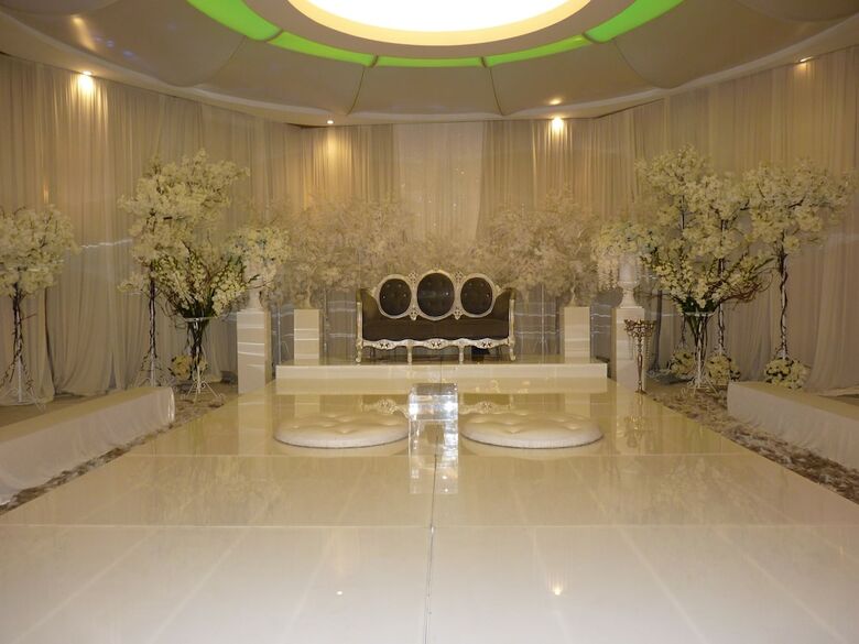 Roof Garden Hotel