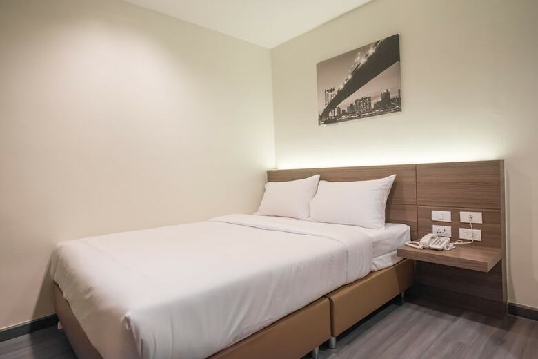 Sovereign Group Hotel @ Pratunam Bangkok