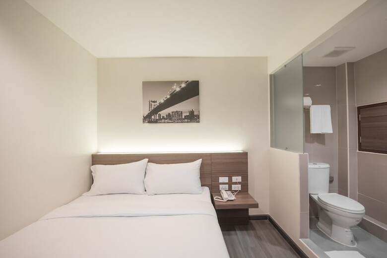 Sovereign Group Hotel @ Pratunam Bangkok