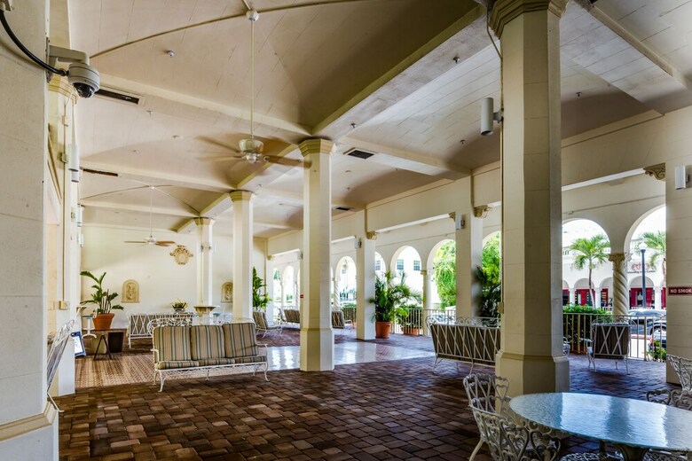 Tropicals Of Palm Beach