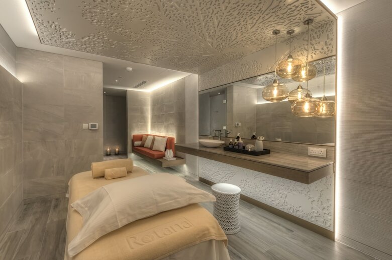 Hotel Al Bandar Arjaan By Rotana