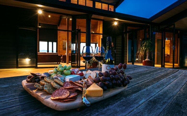 Bed & Breakfast Te Whau Lodge