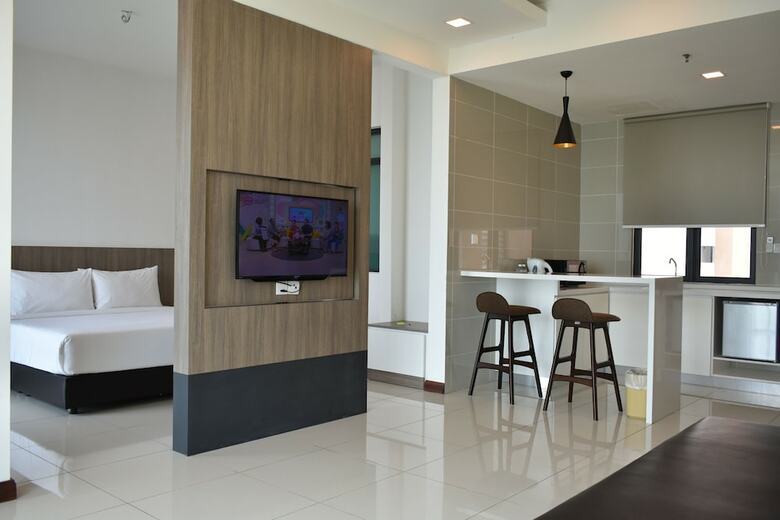 D'wharf Hotel & Serviced Residence
