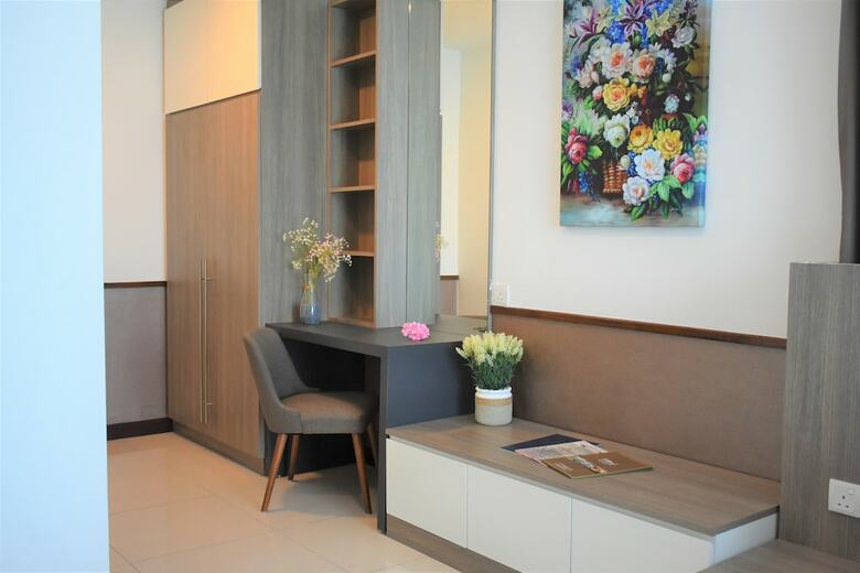D'wharf Hotel & Serviced Residence