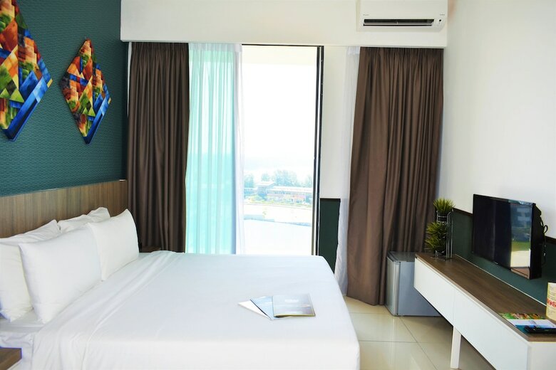 D'wharf Hotel & Serviced Residence