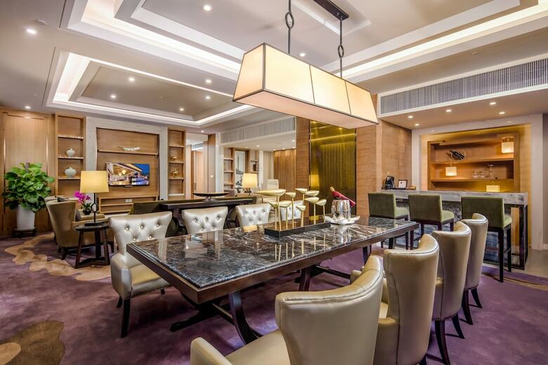 Felton Gloria Grand Hotel Bazhong