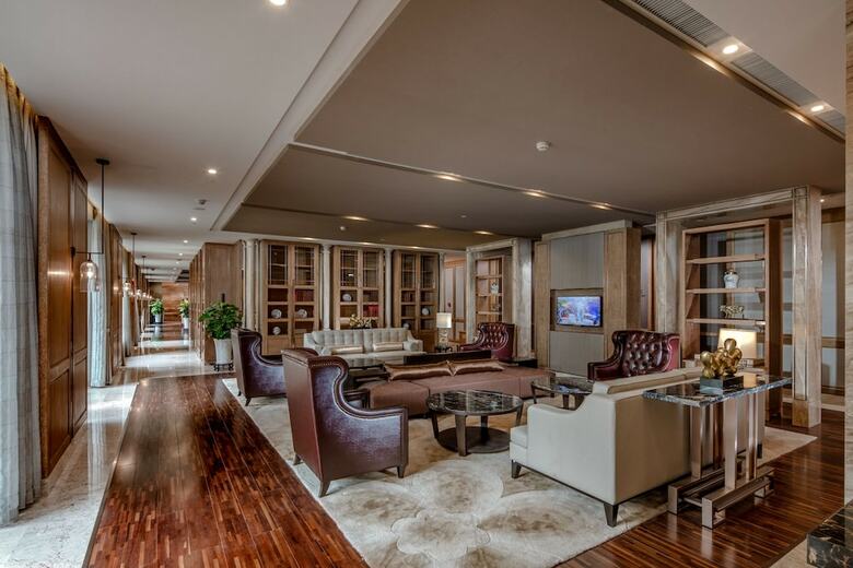 Felton Gloria Grand Hotel Bazhong