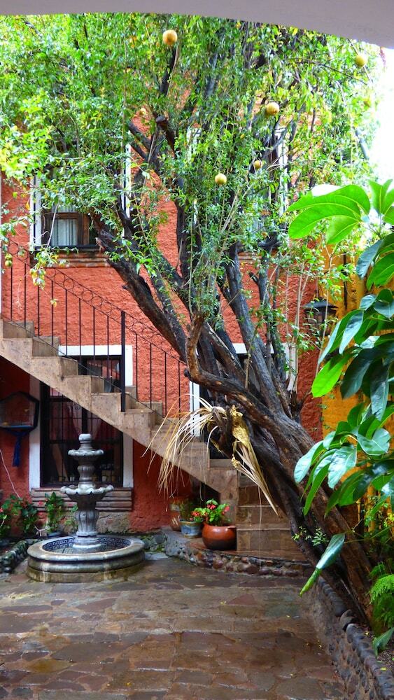 Hotel Santo Santiago