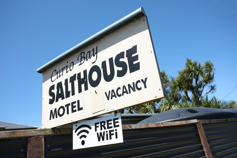 Hotel Curio Bay Salt House Motel