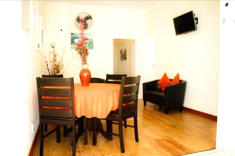 Hotel Newtondale Self Catering