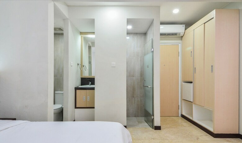 Hotel 555 Guest House