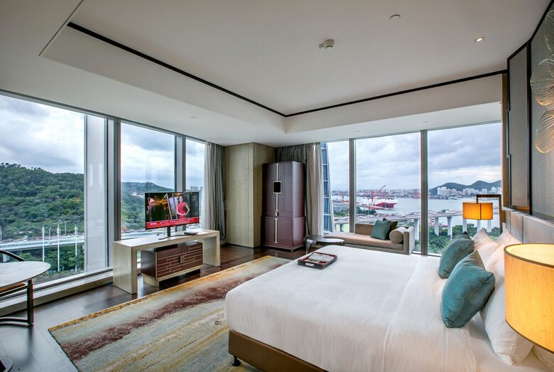 Hotel Hualuxe Xiamen Haicang