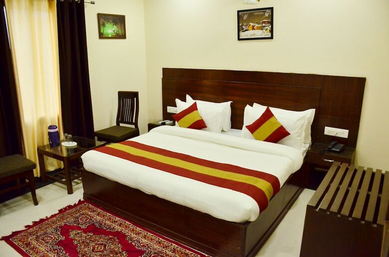 Hotel 49