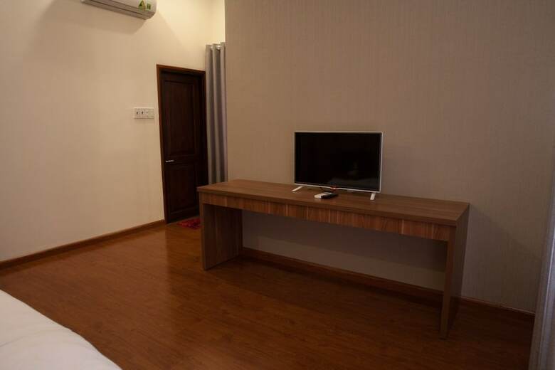 Trieu Khang Hotel