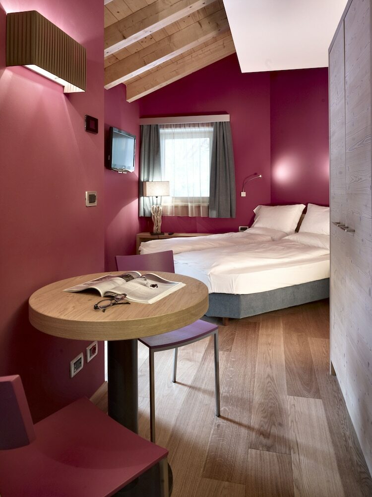 Residencia Color Home Suite Apartments