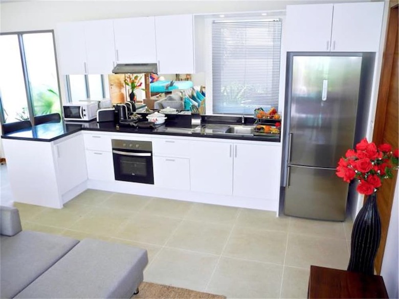 Rawai Superb Ka Villa 4 Bedrooms