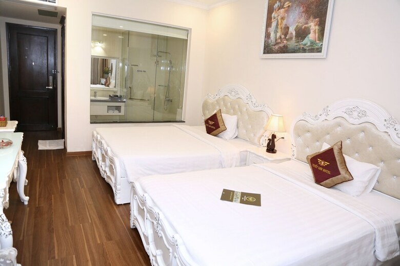 Tuyet Son Hotel