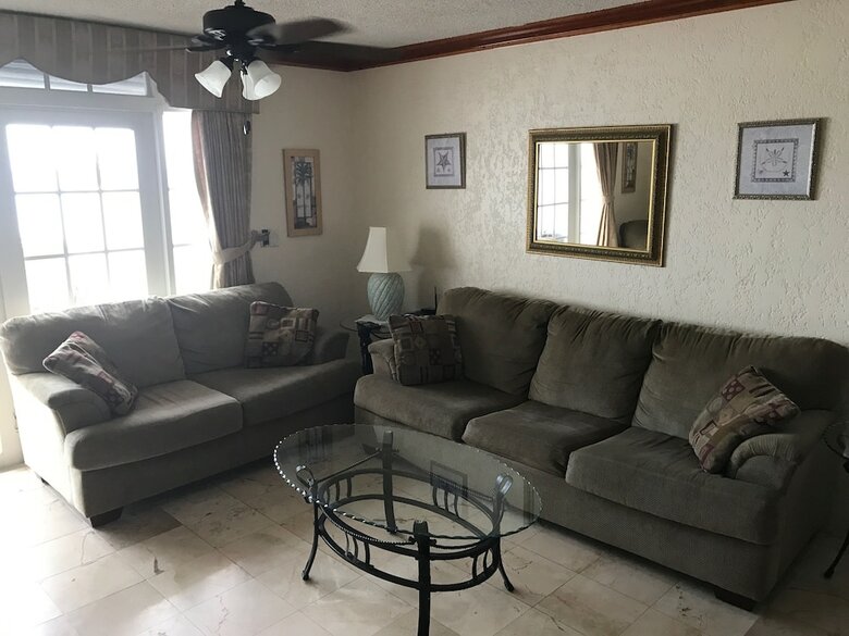 Villa Delaporte Point Oceanfront Townhouse