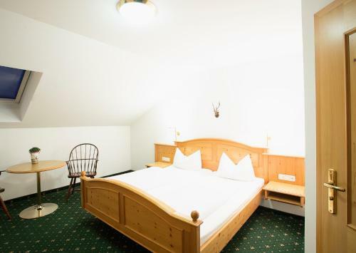 Hostal Landgasthof Schmuck