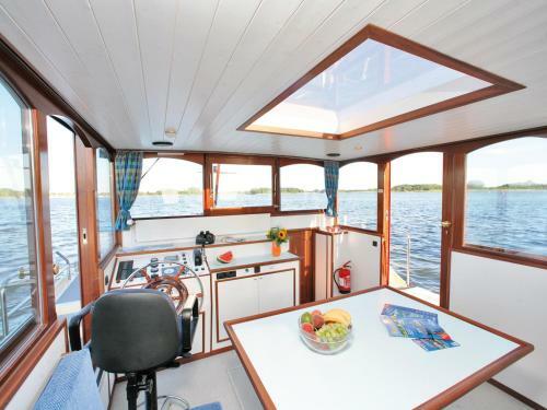 Kuhnle-tours Bootshaus Zeuthen