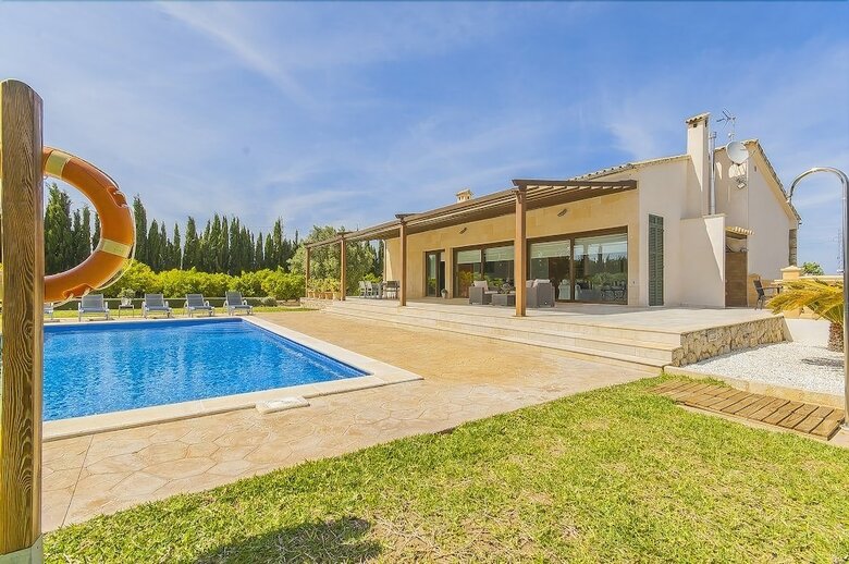 Villa Finca Es Rasquell