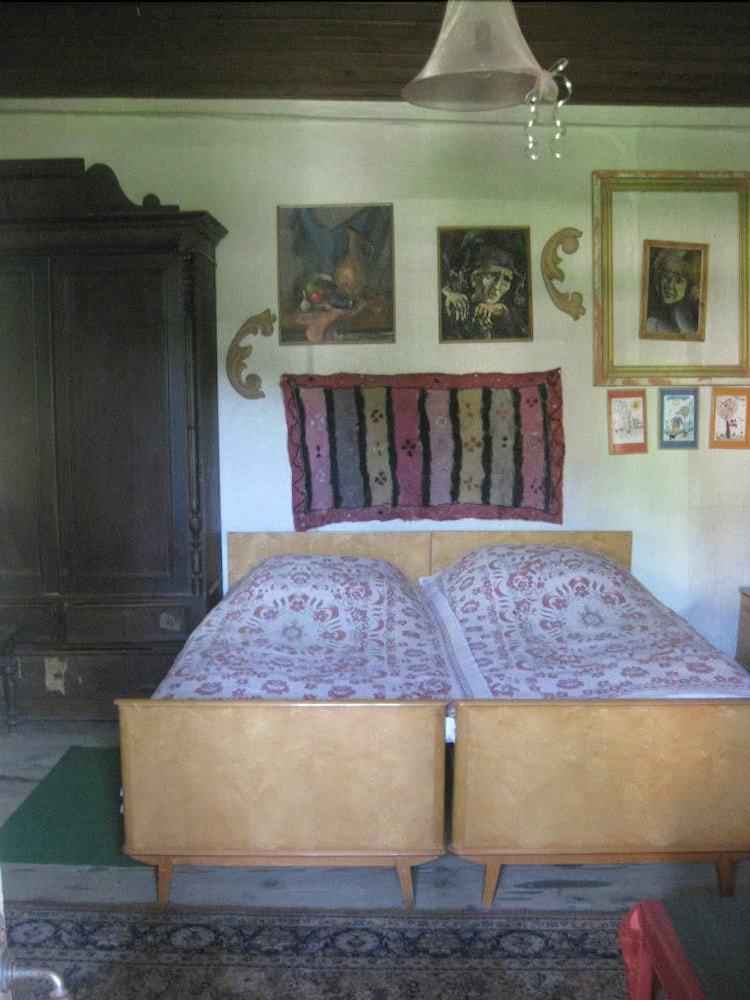 Hotel Guest House Gallery