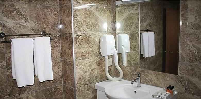 Emin Kocak Hotel