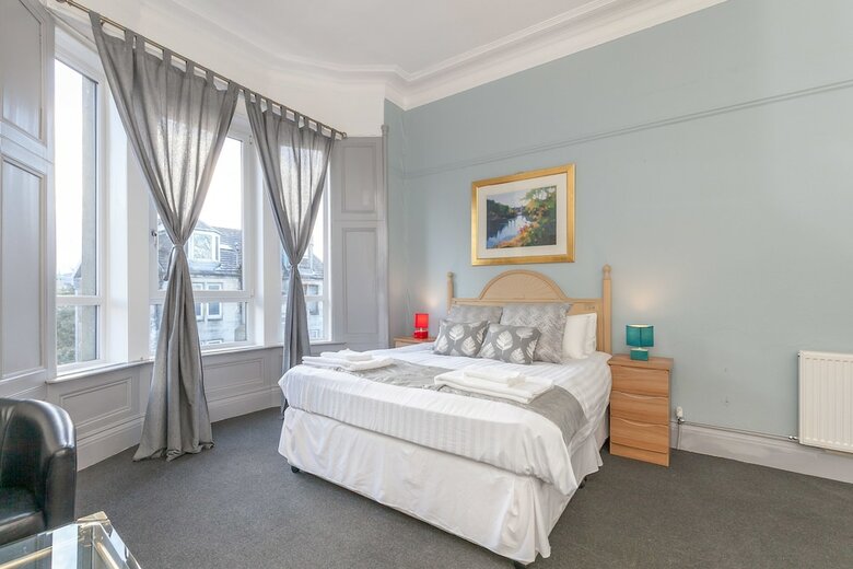 Hotel Oakshaw Guesthouse - Glasgow Airport