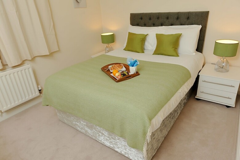 Reading Town Center River View Serviced Apartments