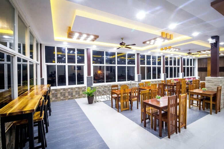Hotel El Nido Royal Palm Inn