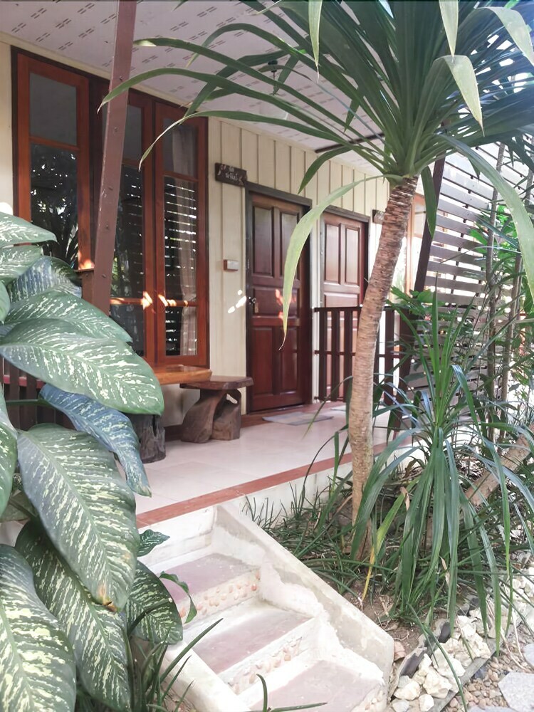 Hotel Bankitsada Homestay