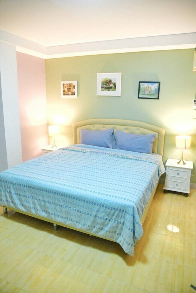 Rungnatee Place & Boutique Hotel