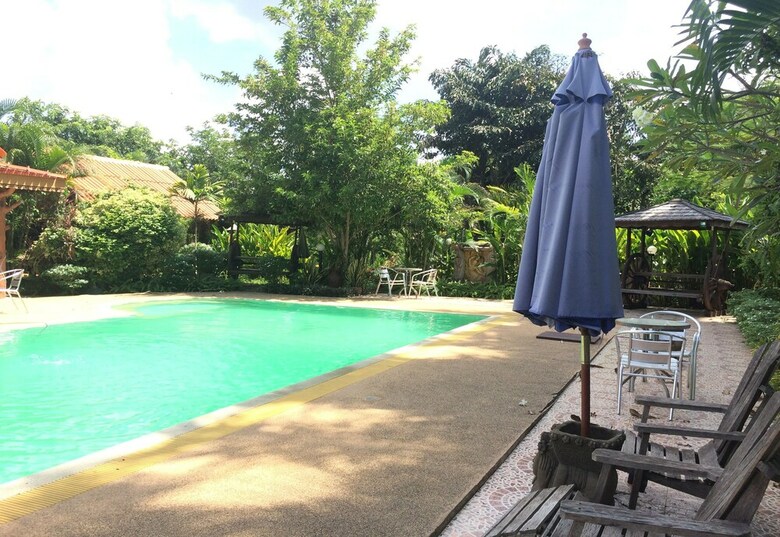 Hotel Himawari Restaurant & Cottage
