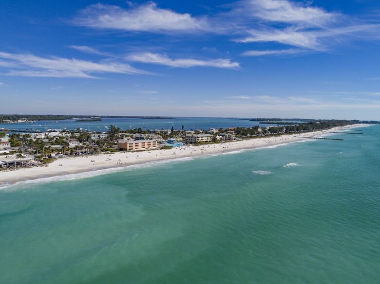 Beach Sands A 201 By Anna Maria