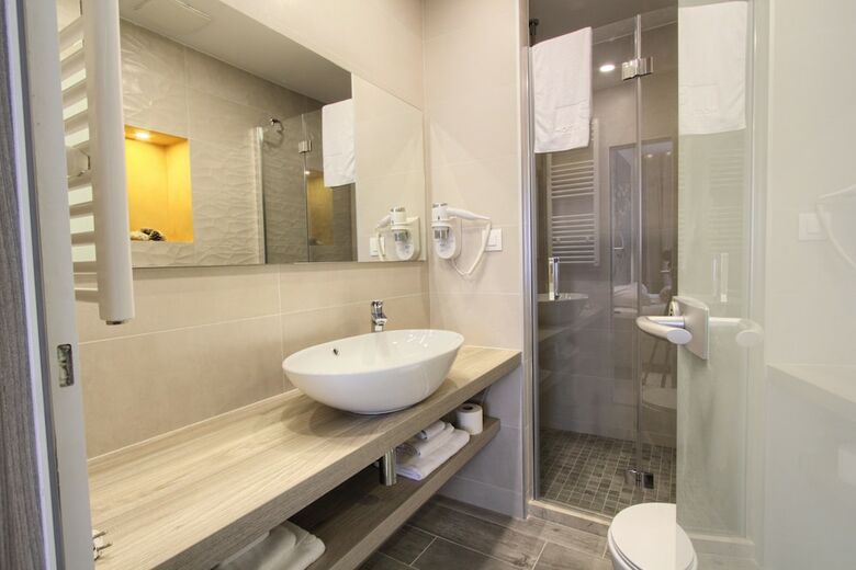Aparthotel Kalamota Beach House
