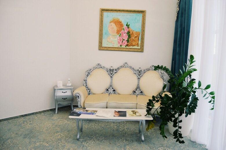 Hotel Lybid Plaza