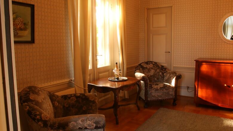 Hotel Kartanohotelli Karhulan Hovi