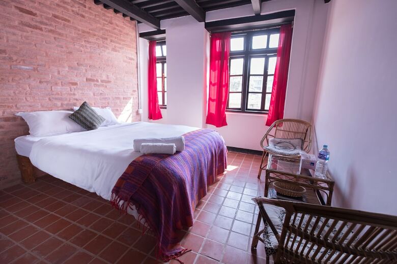 Hotel Lumbini Heritage Home